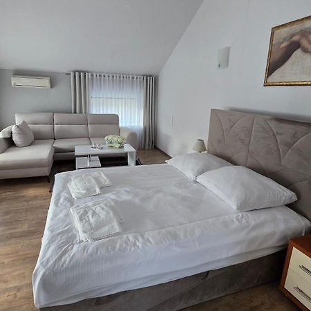 Motel Za Miedza Bralin ภายนอก รูปภาพ