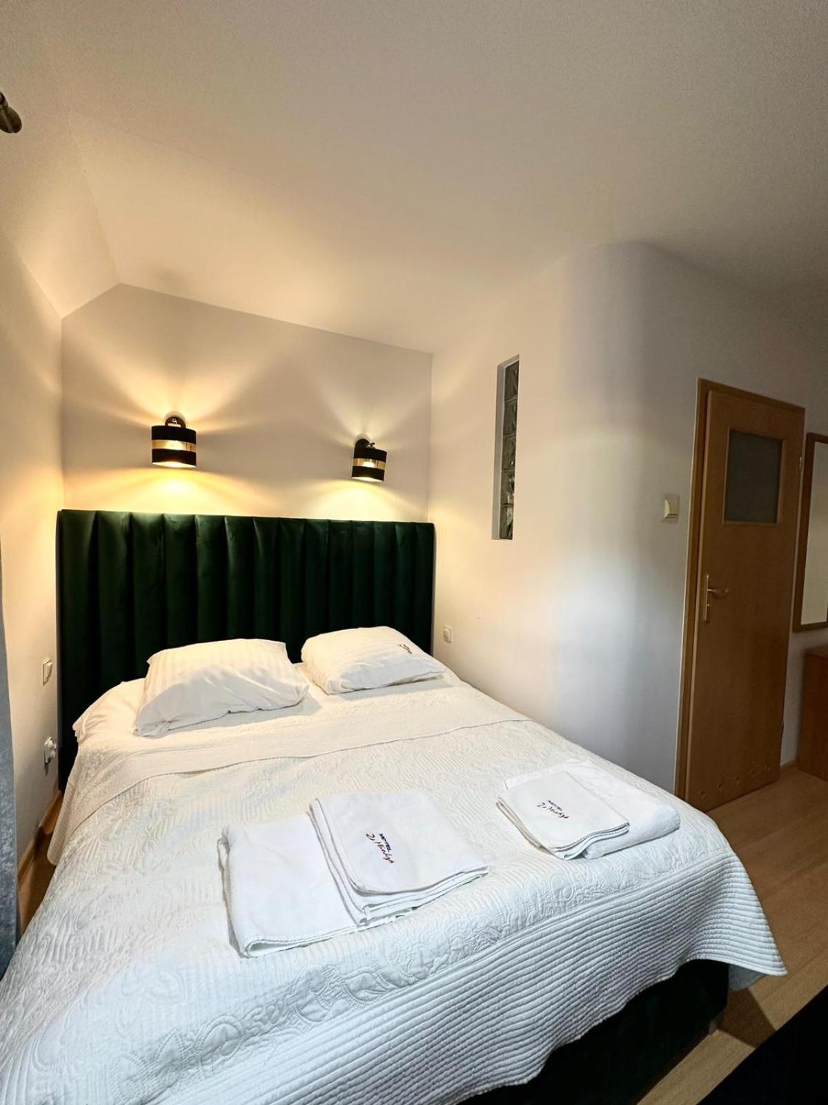 Motel Za Miedza Bralin ภายนอก รูปภาพ