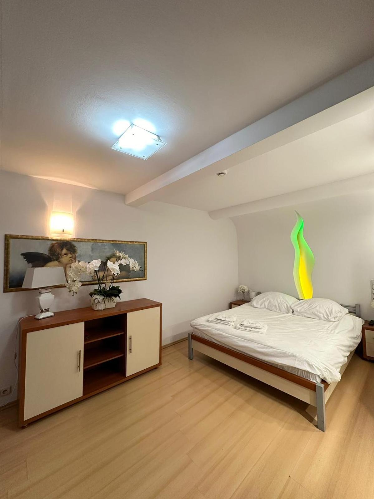 Motel Za Miedza Bralin ภายนอก รูปภาพ