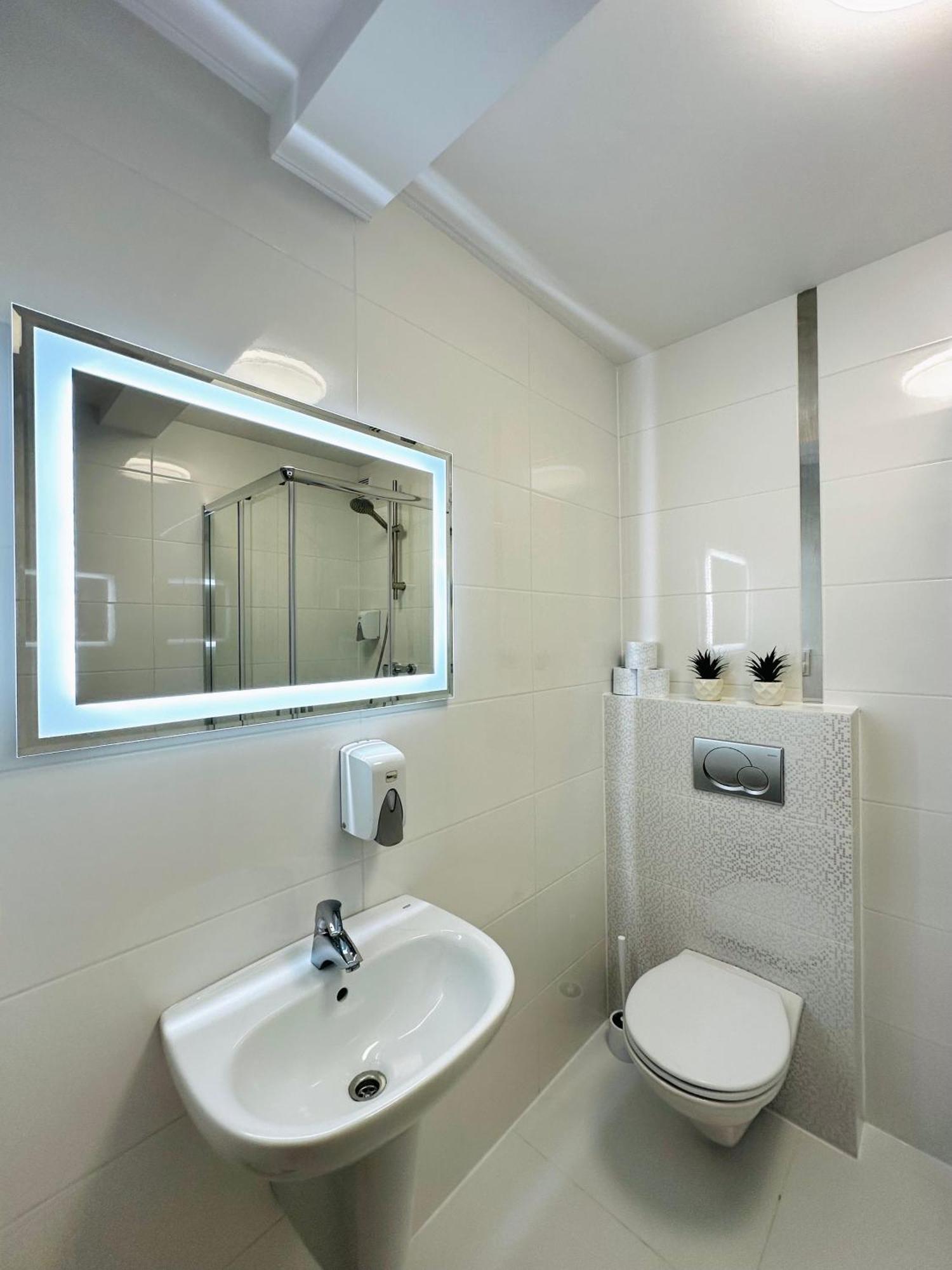 Motel Za Miedza Bralin ภายนอก รูปภาพ