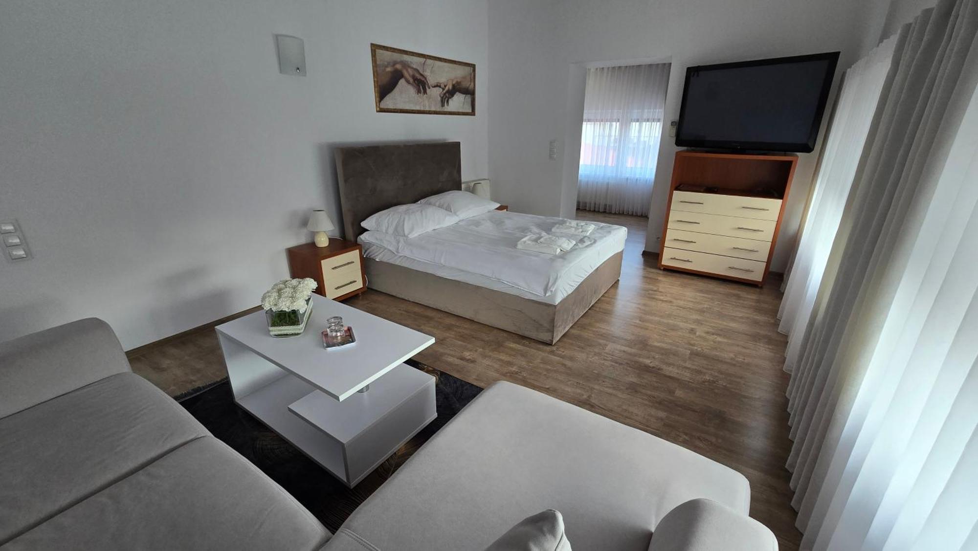 Motel Za Miedza Bralin ภายนอก รูปภาพ